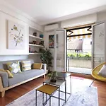 Aire De La Concha - The Rentals Collection