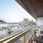 Bella Vista Luxury Apartment. Bay Views. Parking