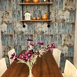 Cabernet Sauvignon Apartment. Surf Beach