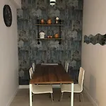 Cabernet Sauvignon Apartment. Surf Beach