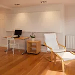 Singular Y Espacioso Apartamento Ondarreta Beach