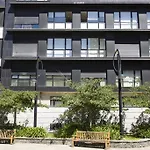 Pension T5 Donostia Suites