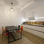 Trueba Apartamento Recien Reformado En Gros