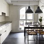 Playa De Ondarreta Apartment By Feelfree Rentals