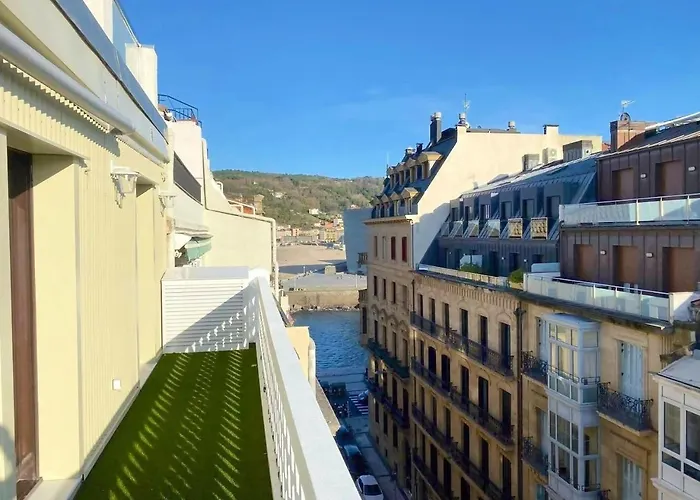 The Palms New, Ac, Terrace, Calm Near Old Town