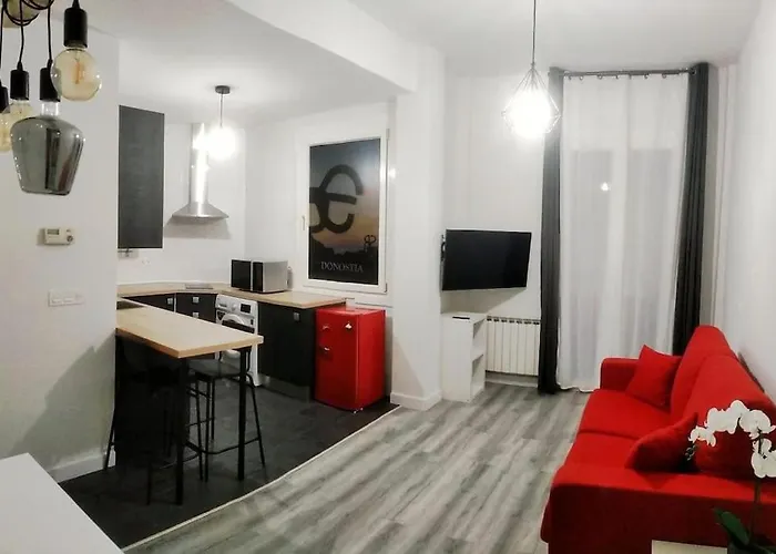 Coqueto Apartamento Con Garaje Al Lado De La Playa