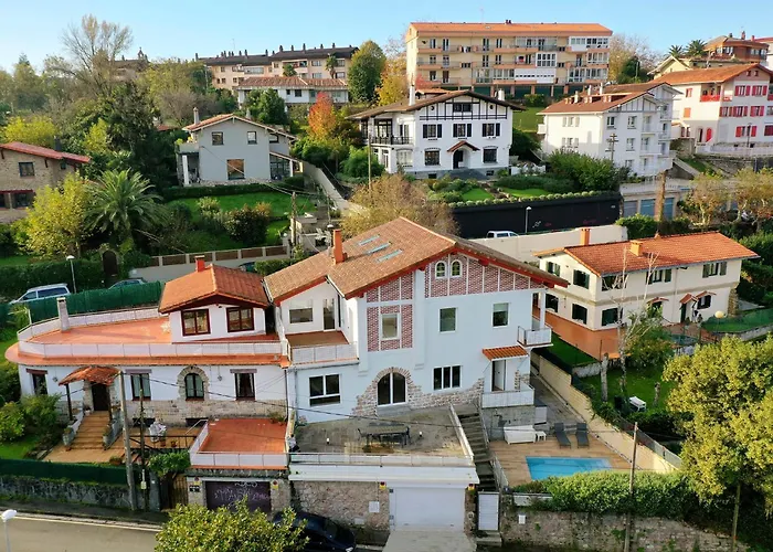 Villa Alaia