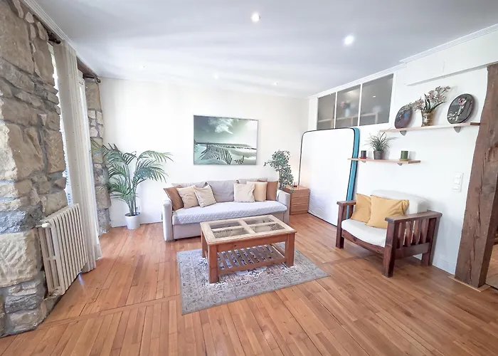 Casa Del Norte - Quiet, Cozy & Fantastic Location!