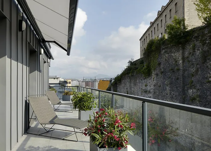 Amani Terrace Apartment By Feelfree Rentals