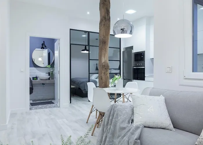 Chic Moraza By Chic Donosti