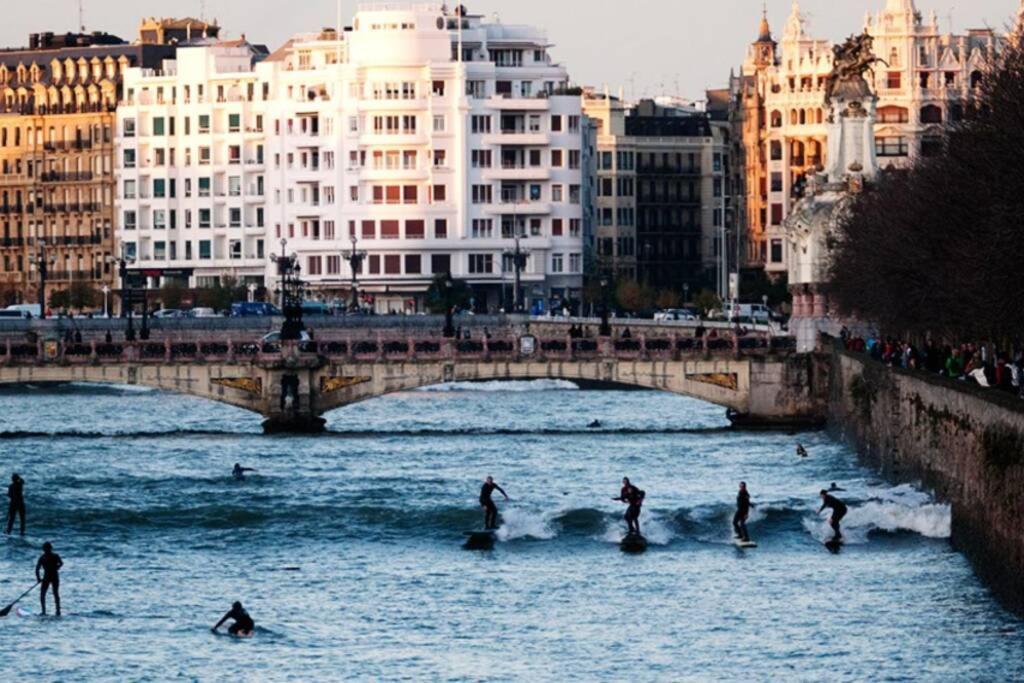 New Gorgeous - Beachfront - 3 Bd * San Sebastian