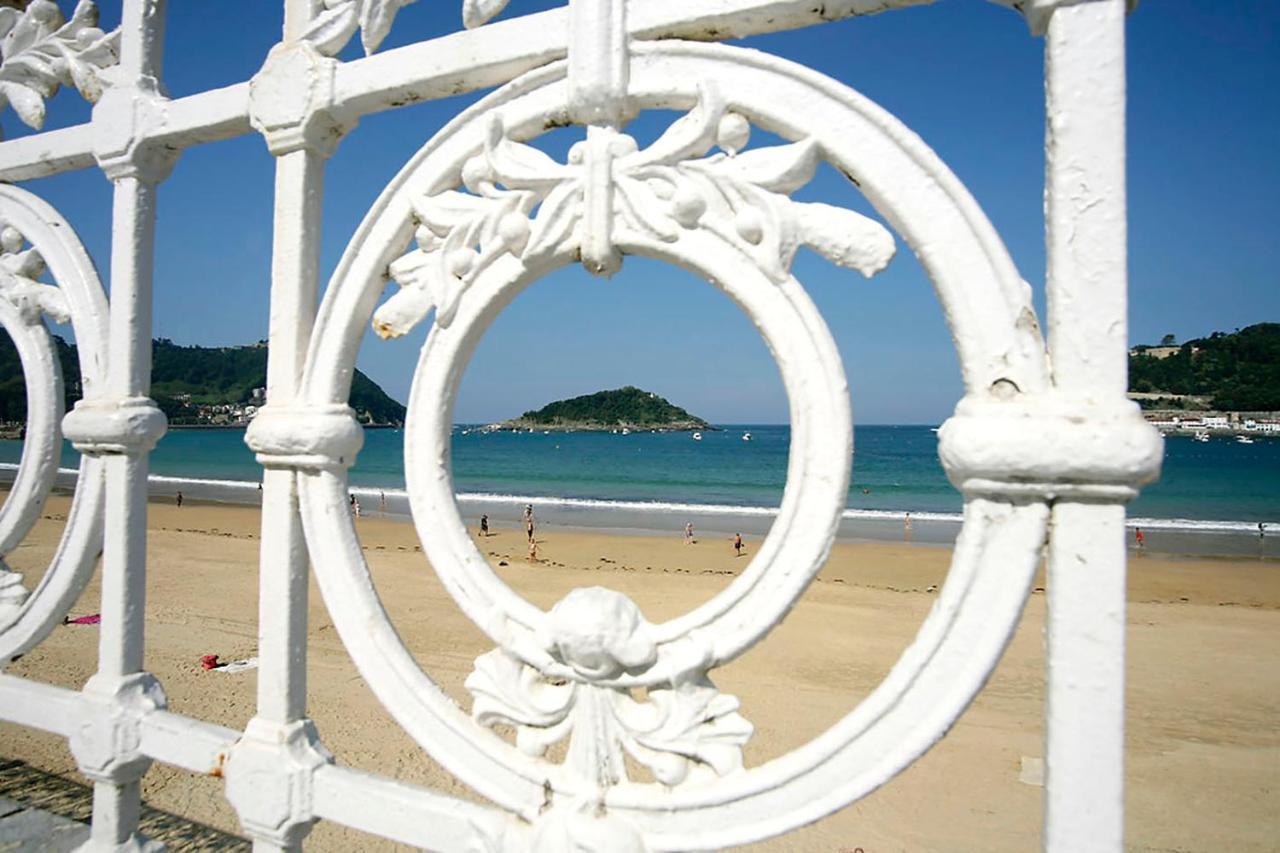 Aranzazu Vintage - Baskey * San Sebastian