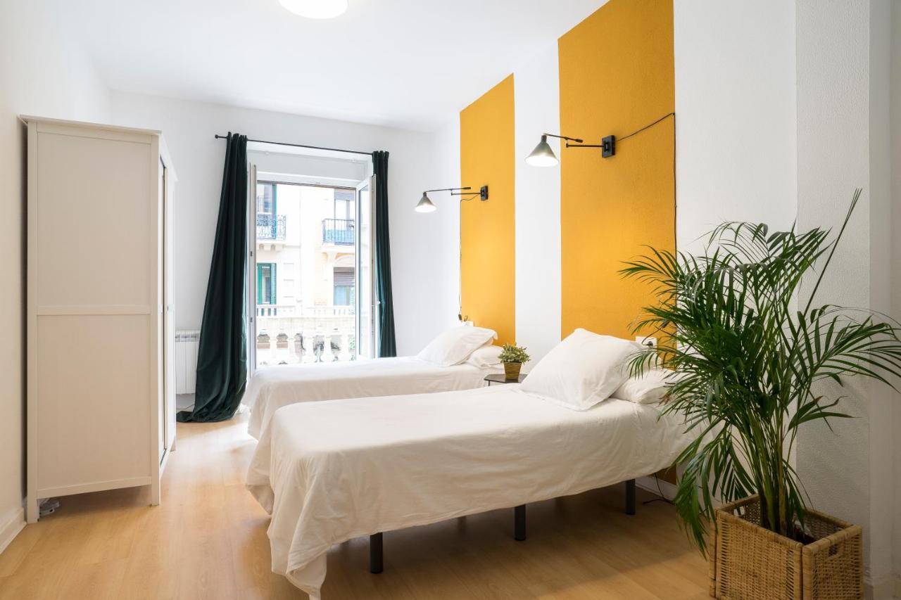 Usandizaga Apartment, Second Line Beach, Free Parking Apartamento San Sebastián