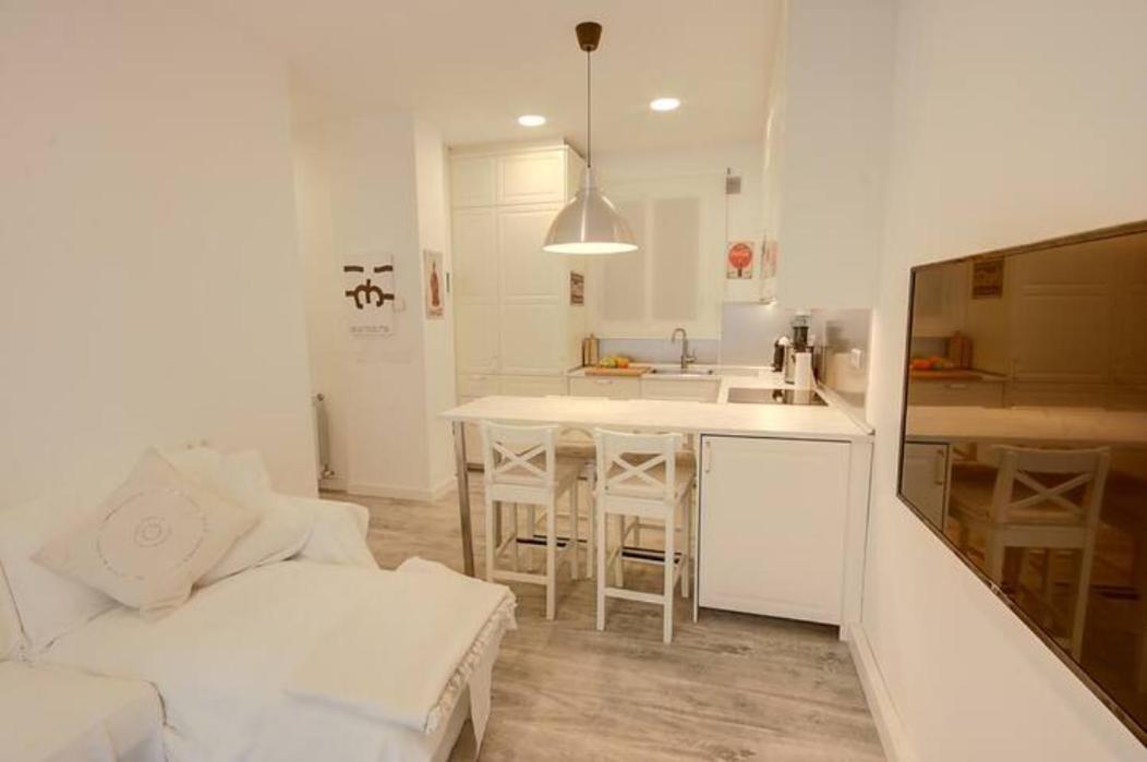 Modern In Romantic Quarter San Sebastian