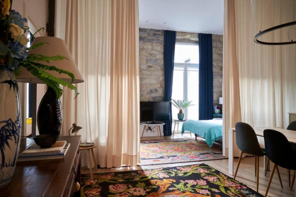 Unique And Stylish Apt In The Heart By Santiago Withac Appartement Saint-Sébastien
