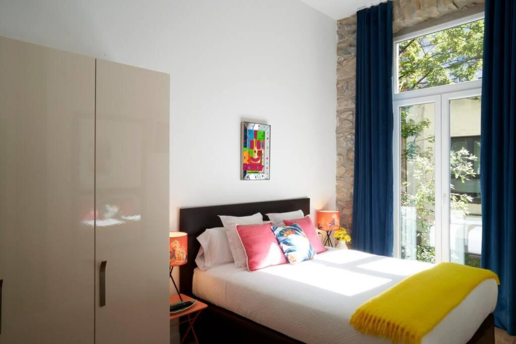 Unique And Stylish Apt In The Heart By Santiago Withac *