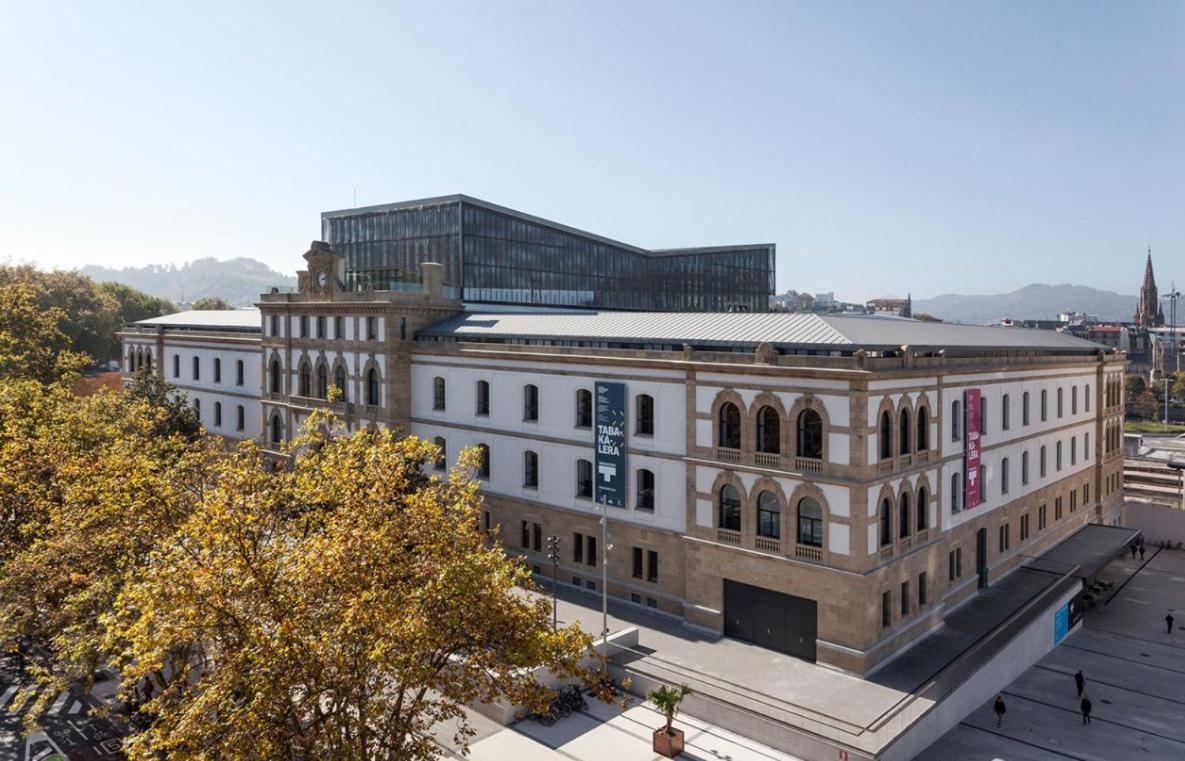 Big 4 In A Centric Parking Included Ferienhaus