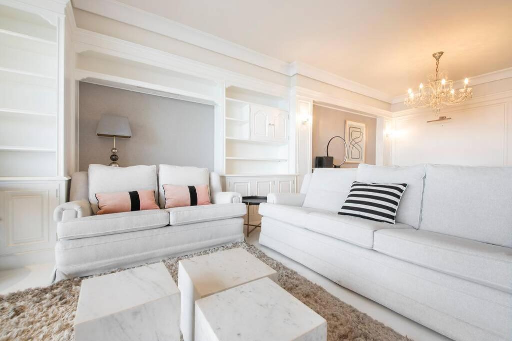 Bella Vista Luxury Apartment. Bay Views. Parking Apartment San Sebastian
