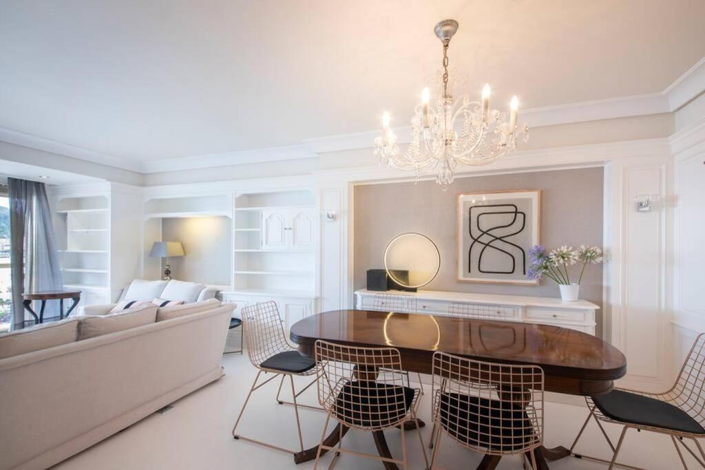 Bella Vista Luxury Apartment. Bay Views. Parking Apartment *