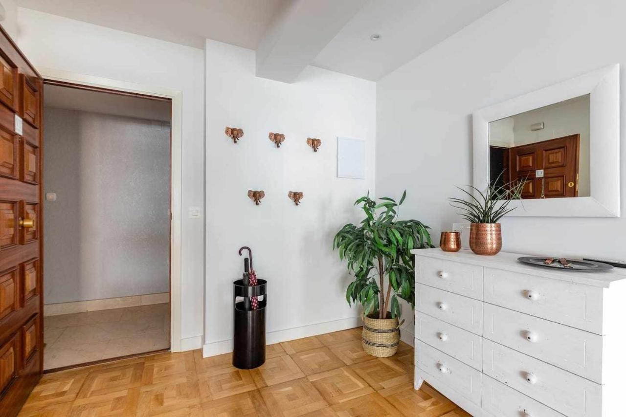 New Amara Friends & Families Parking Apartment *