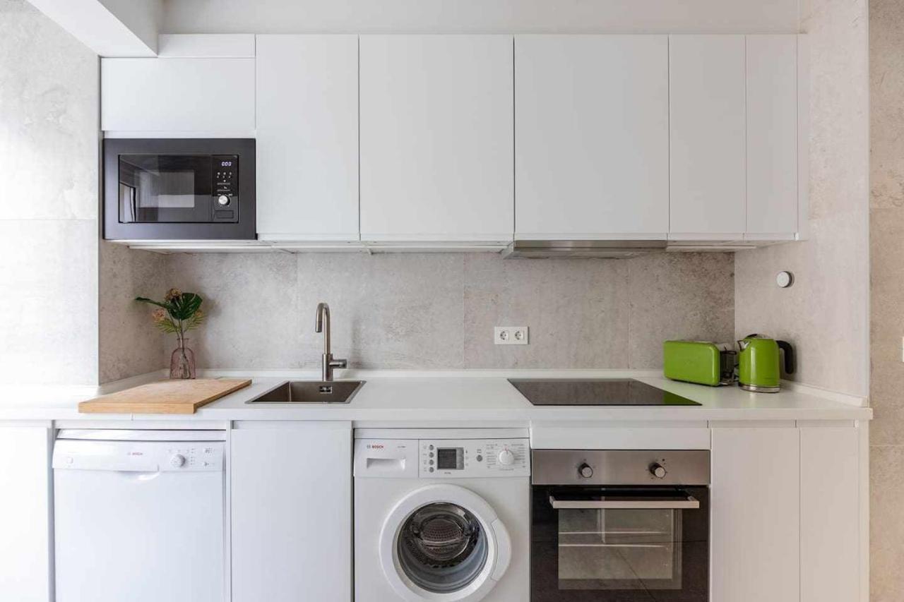 New Amara Friends & Families Parking Apartment *