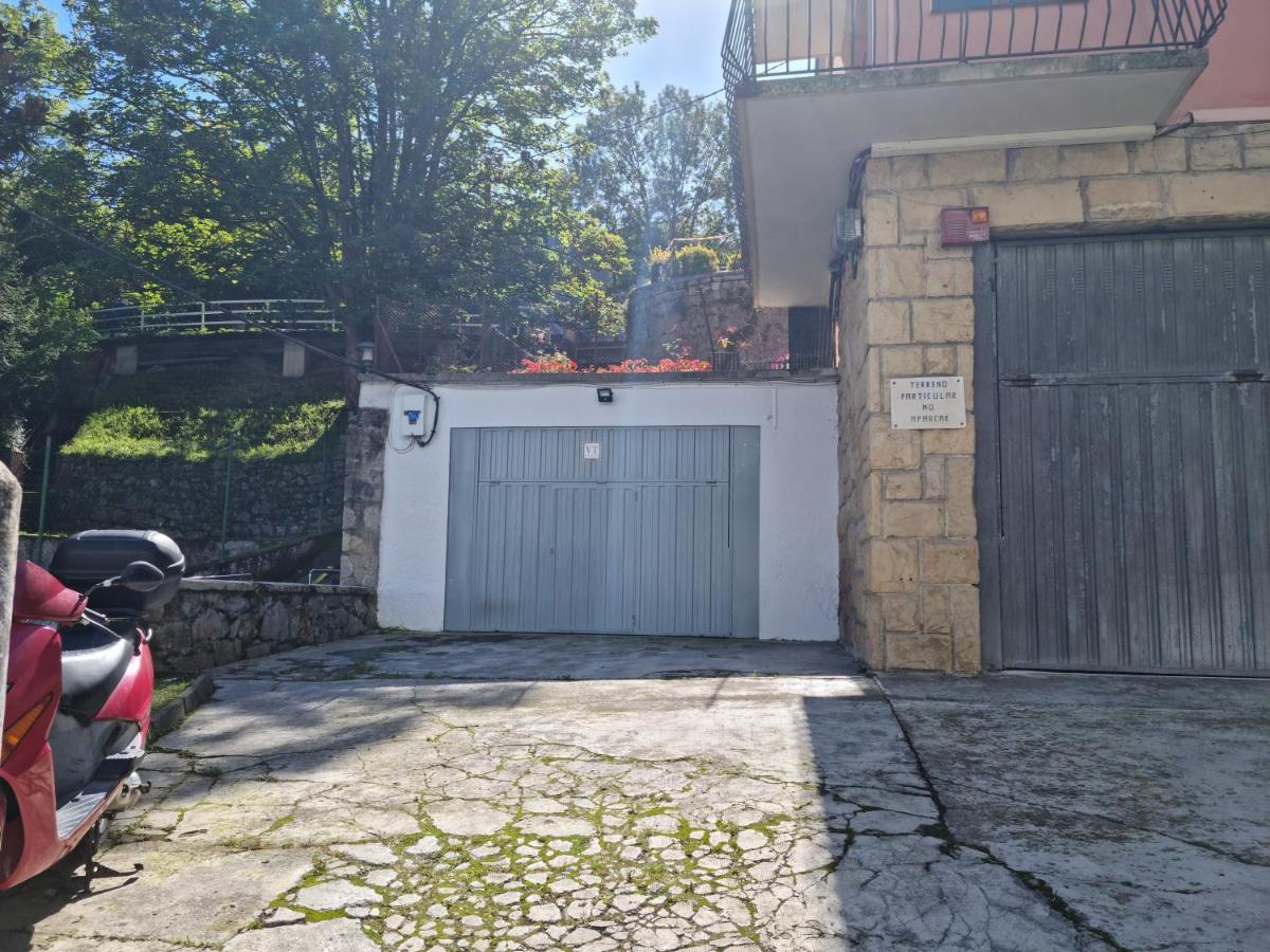 Apartment Easo Terrace Free Private Parking And Air Conditioning