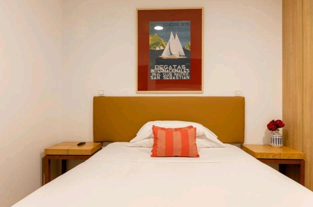 Piso En El Corazon De By Santiago With Ac Apartment San Sebastian