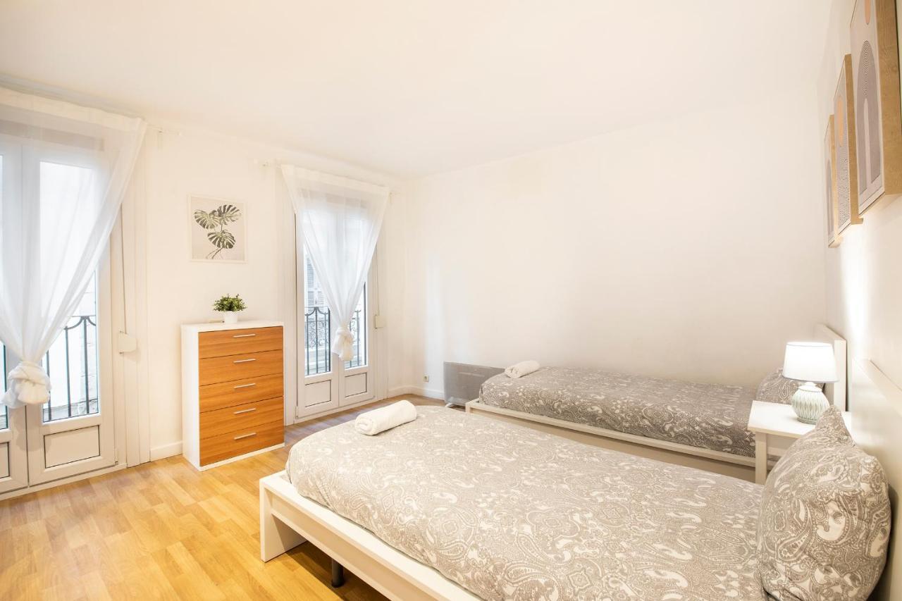 Spacious Old Town Apartamento *
