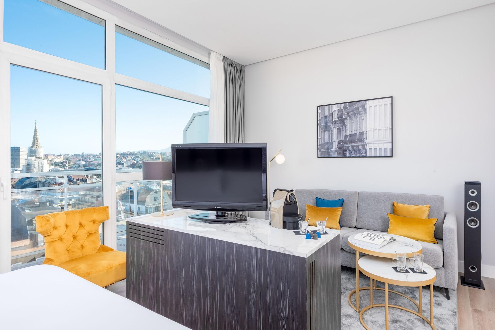 Orly, Affiliated By Melia Hotel 4*