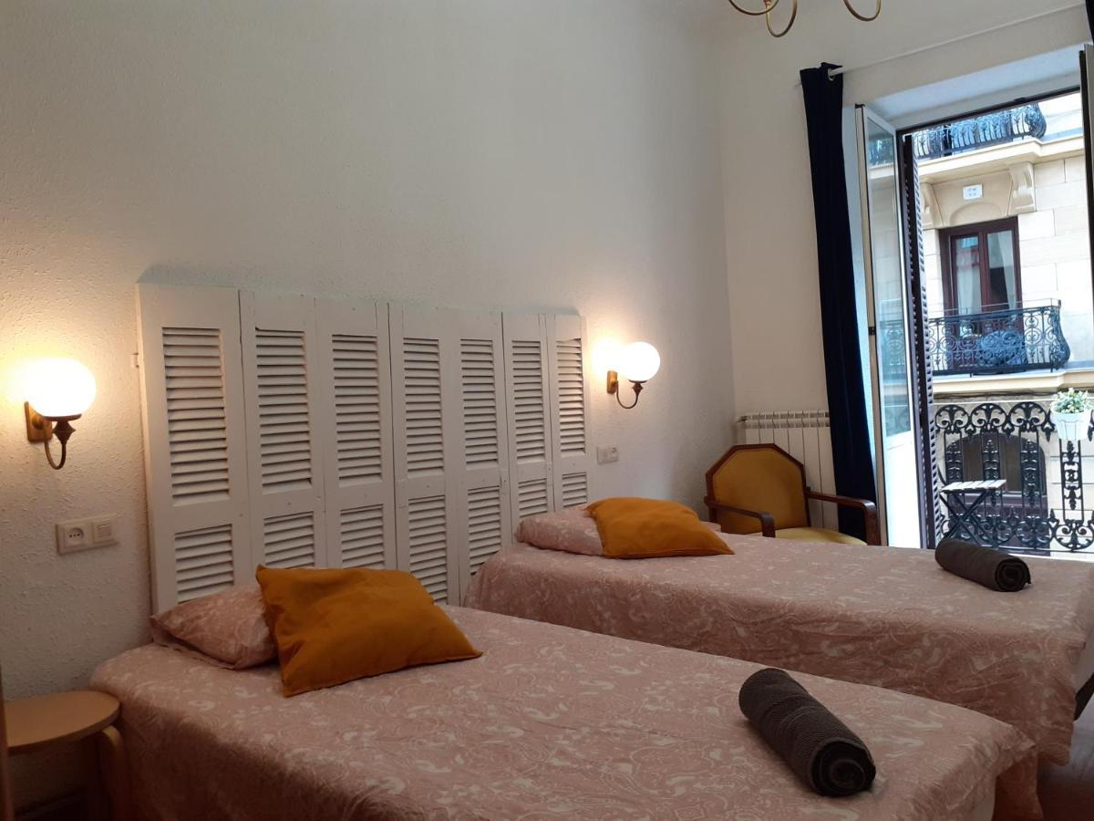 Side Apartment *