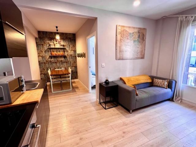 Cabernet Sauvignon Apartment. Surf * San Sebastian