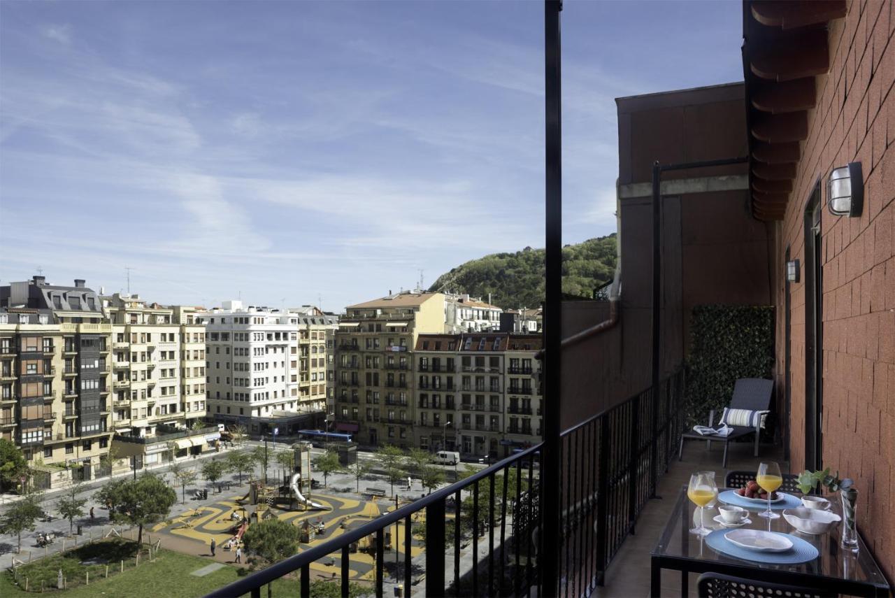 Always Easy I Atico Plaza Apartment *