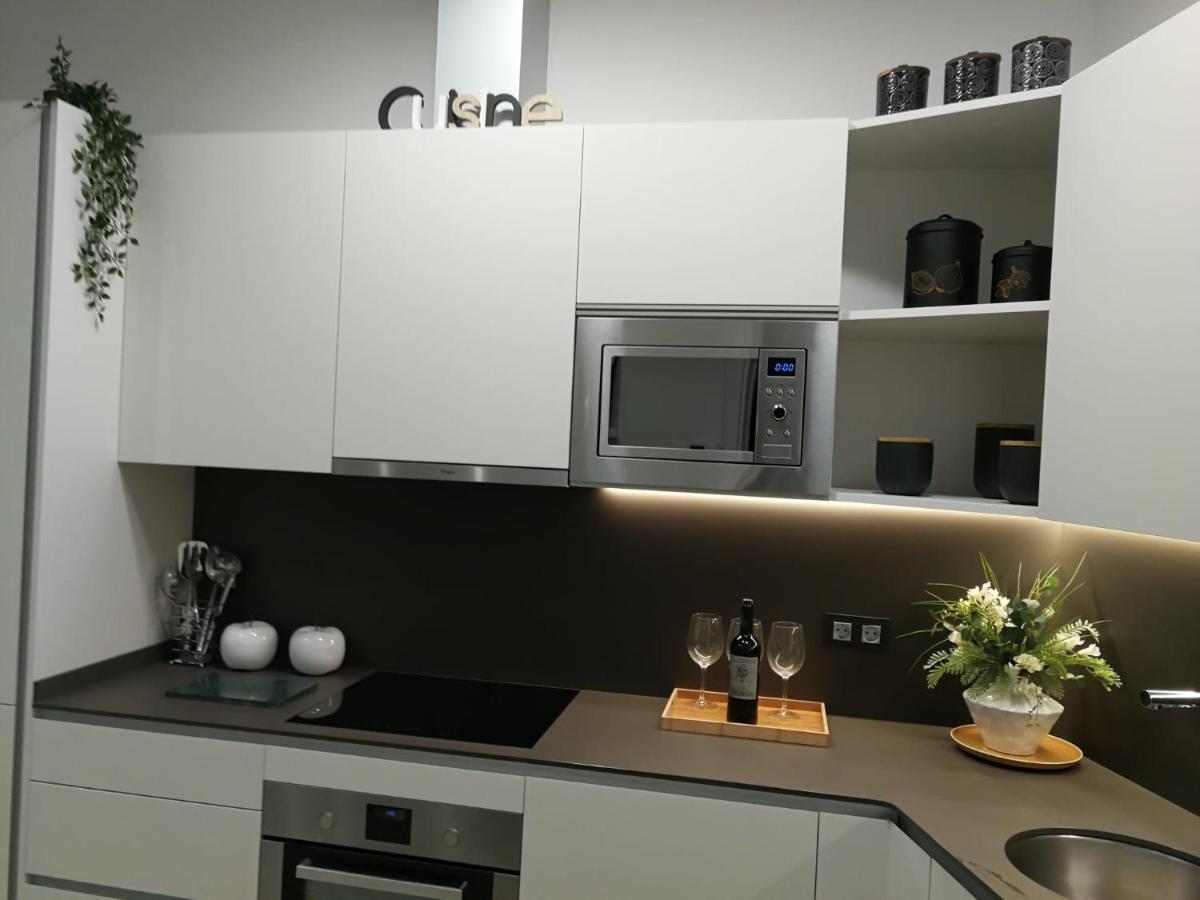 Apartment Glory With Ac By Santiago *