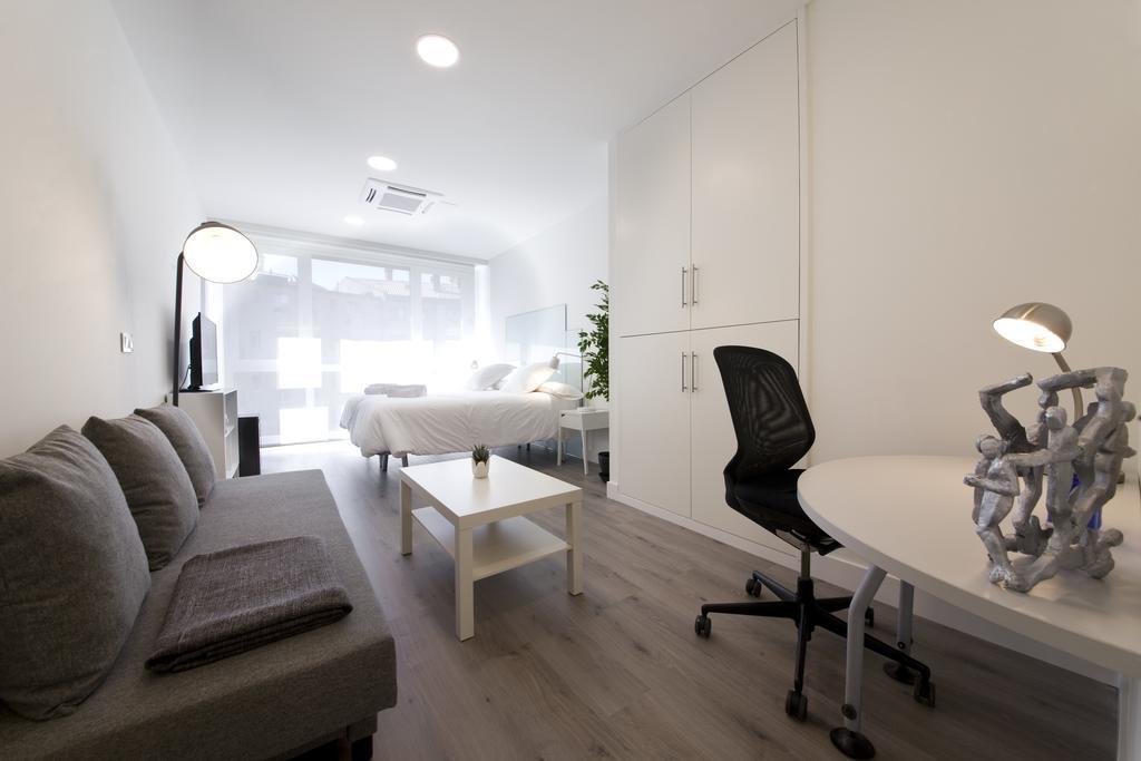 T5 Donostia Bed & Breakfast *