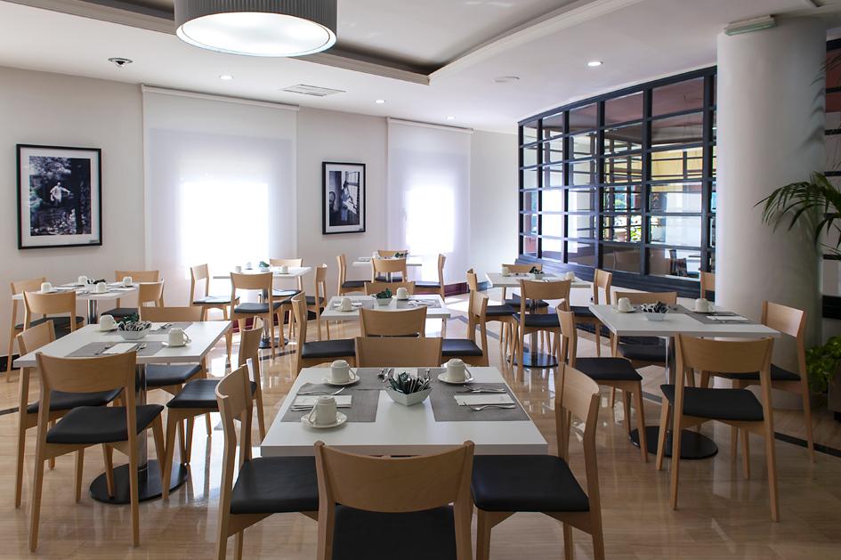 Silken Amara Plaza