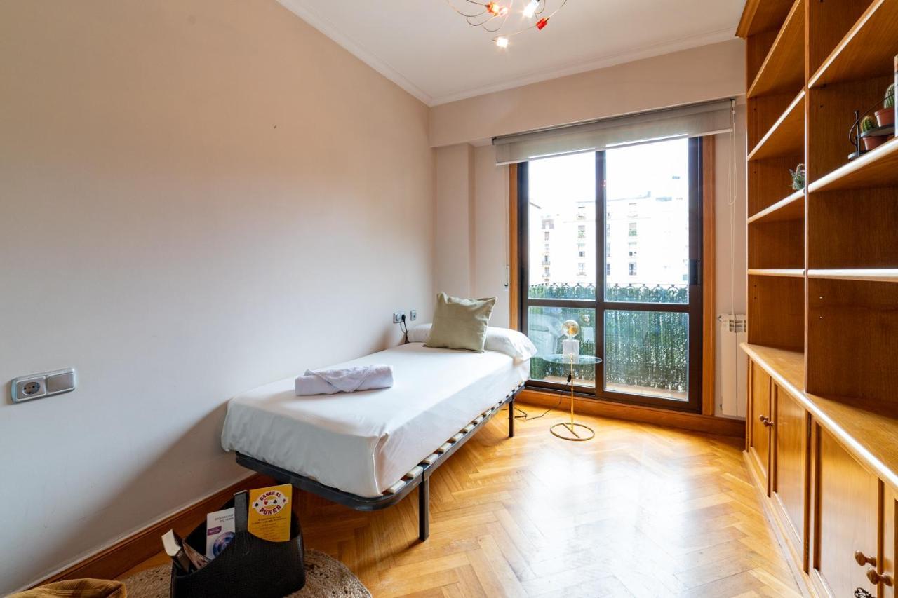Comfy & Luminous Terrace Apartment San Sebastian