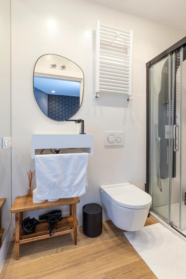 Big 4 In A Centric Parking Included Holiday home