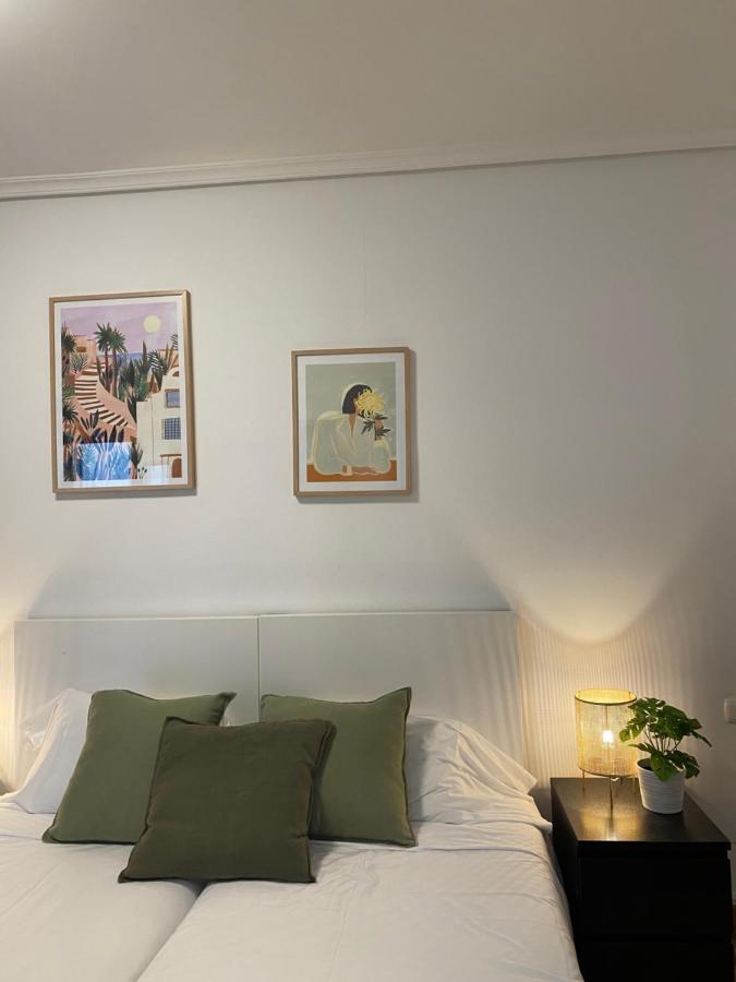 Amplio Y A Pie De Playa La Concha Apartment