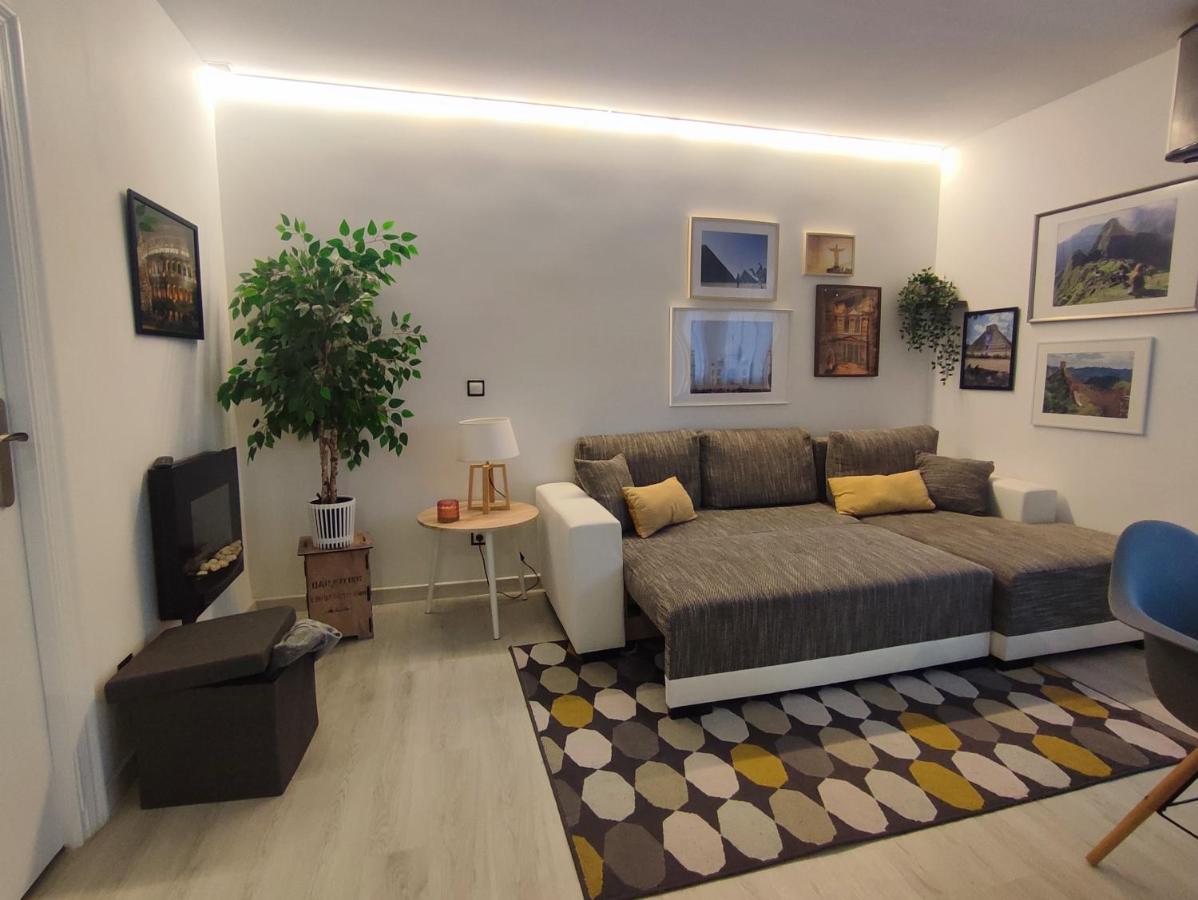 Beach Accommodation Apartment