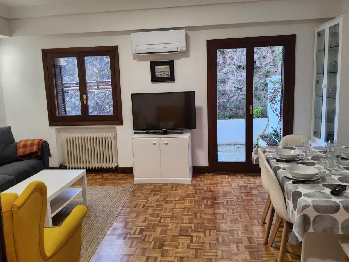 Easo Terrace Free Private Parking And Air Conditioning Apartment