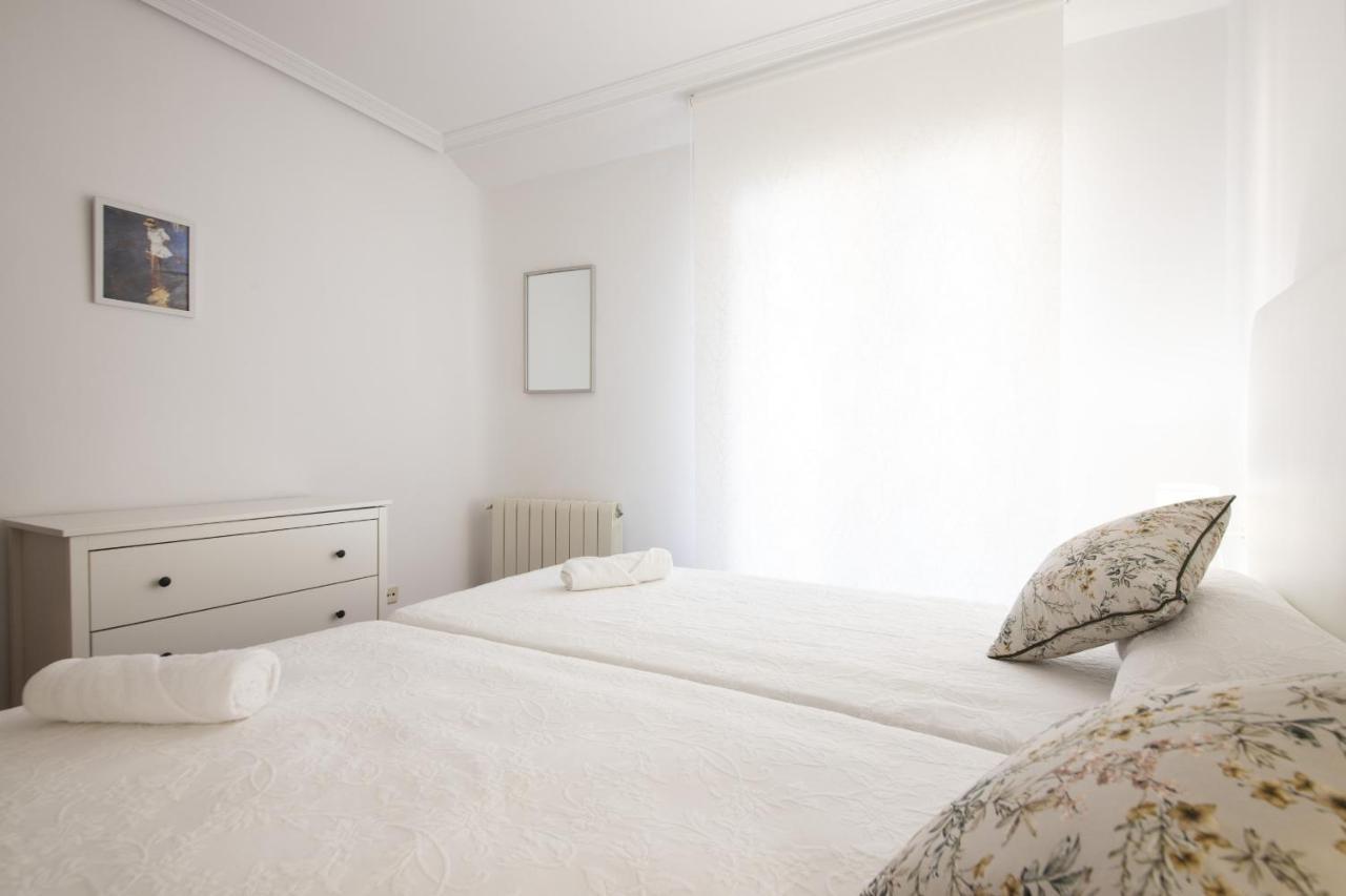 Olas De Ondarreta - Local Rentss Apartment San Sebastian