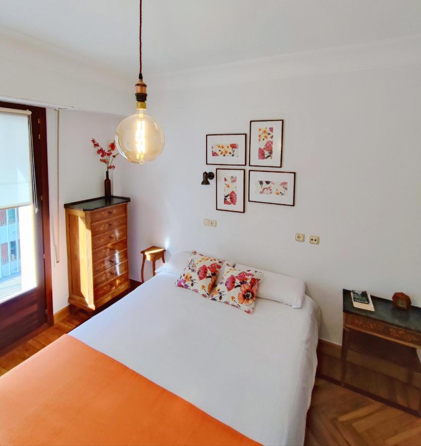 Spacious Confortable Next And Pintxos Area