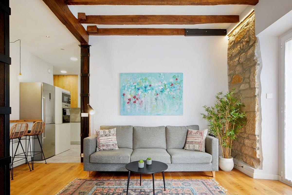 Heart Of Midtown ⎮⎮ 5 Balconies⎮⎮walk Score 99 * San Sebastian