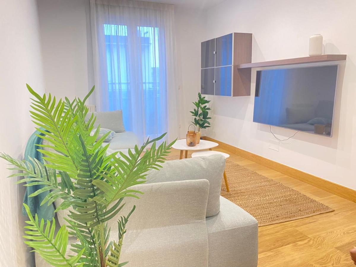 Apartment Mikain Cathedral View With Free Parking & Air Cond *