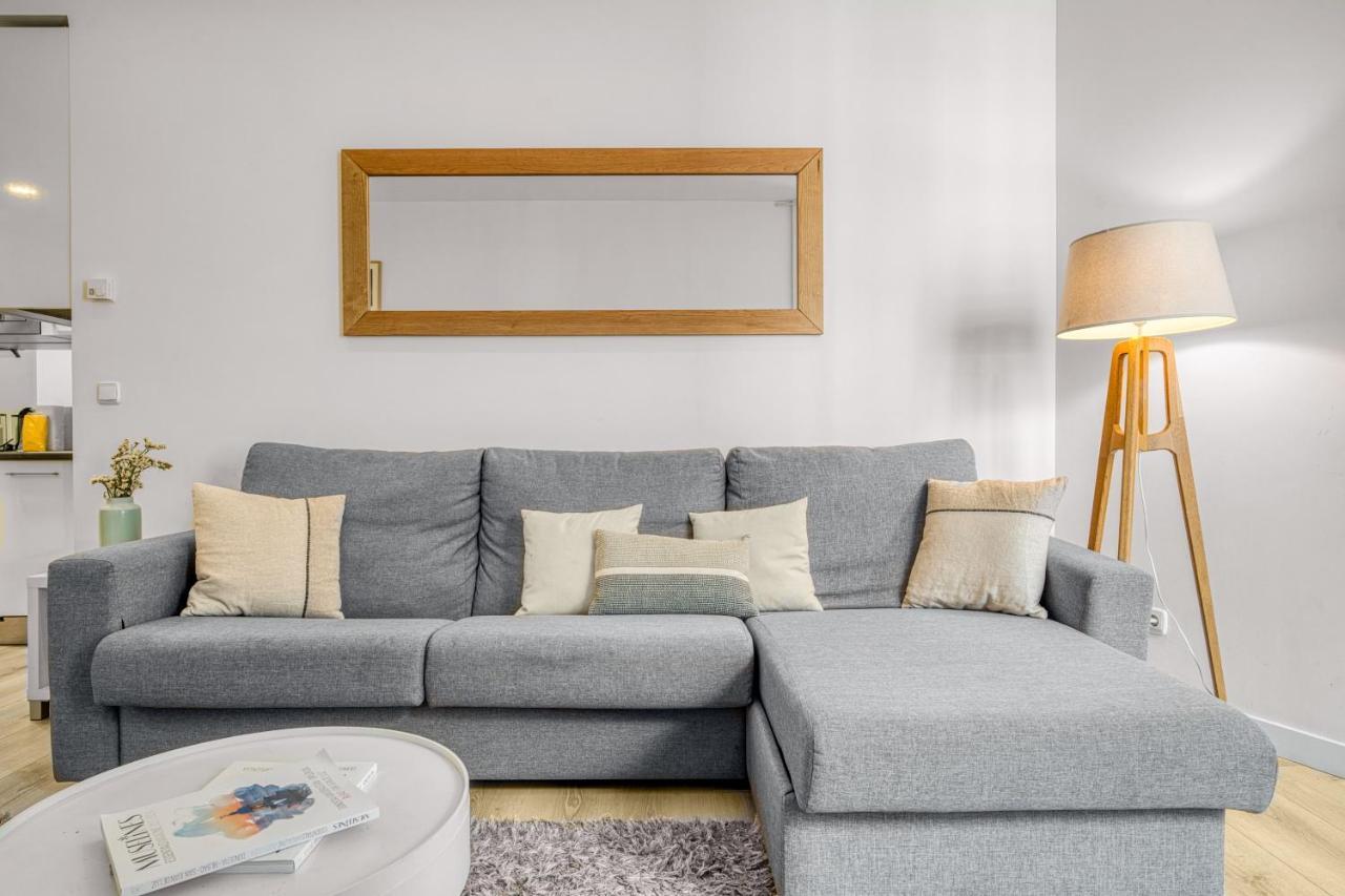 Always Easy I Arroka Apartment