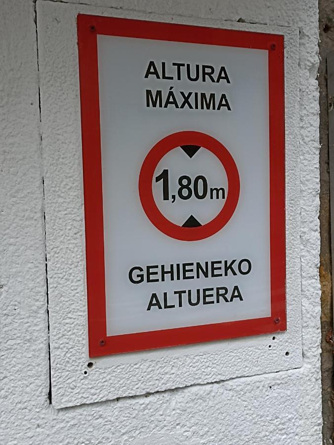 Mentura Centro De Parking Free San Sebastian
