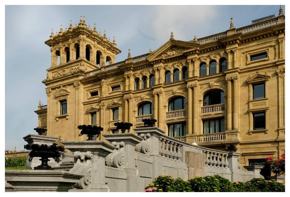 Apartamento Suite+ Parking Cerrado-reg. Ess 00013 Apartment
