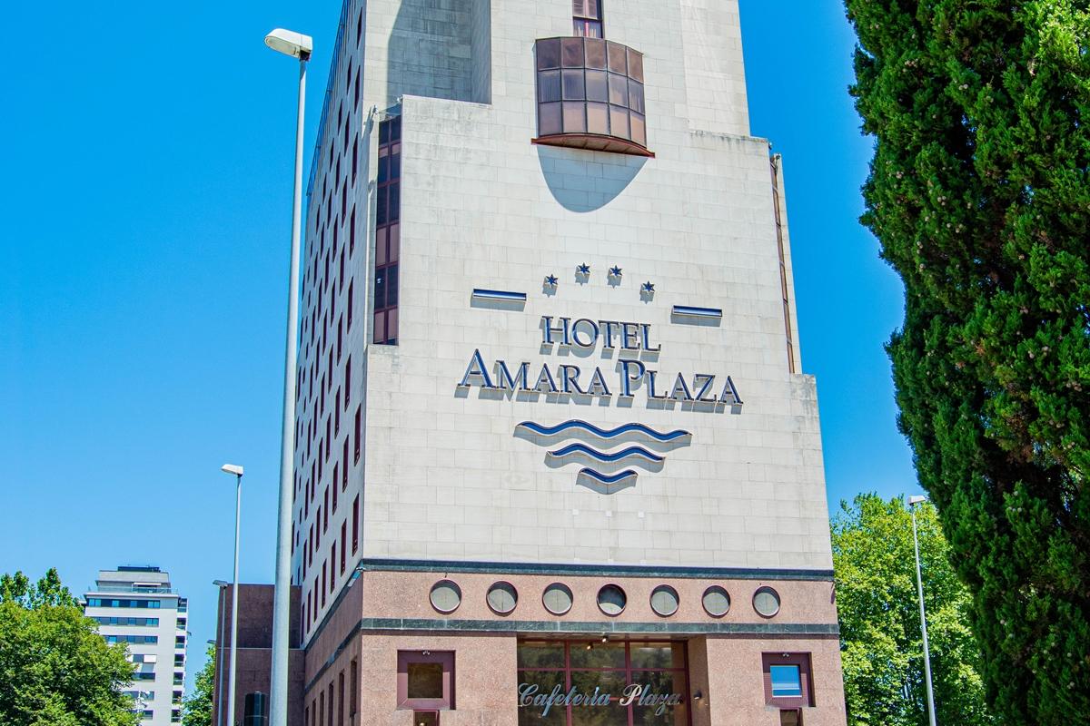 Silken Amara Plaza Hotel 4*