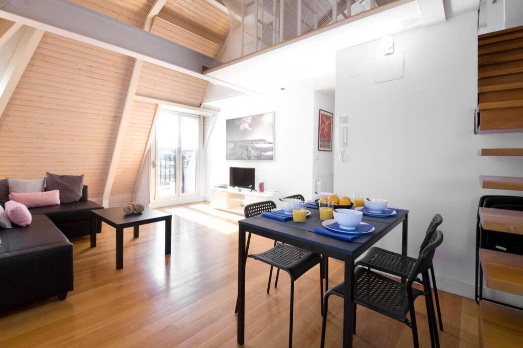 Atico Duplex Centrico Con Parking Incluido * San Sebastian