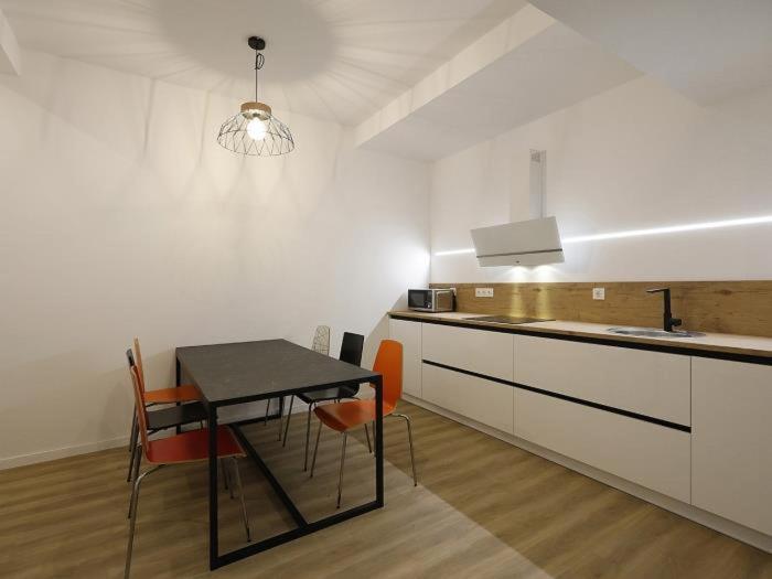Apartment Trueba Apartamento Recien Reformado En Gros